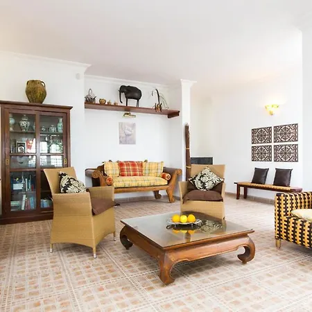 Puerto Del Carmen Sleeps 8 Pool Air Con Wifi 빌라 푸에르토 델 카르멘